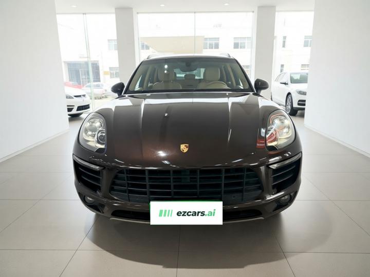 2016 Macan 2.0T photo 2