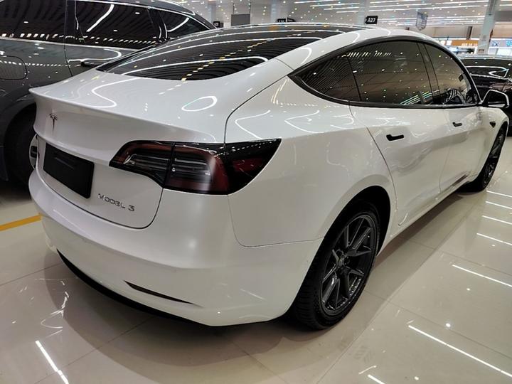 Model 3 2021 Standard Range RWD Upgraded photo 4