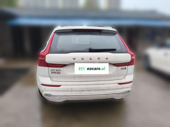 XC60 2023 B5 AWD Luxury photo 5