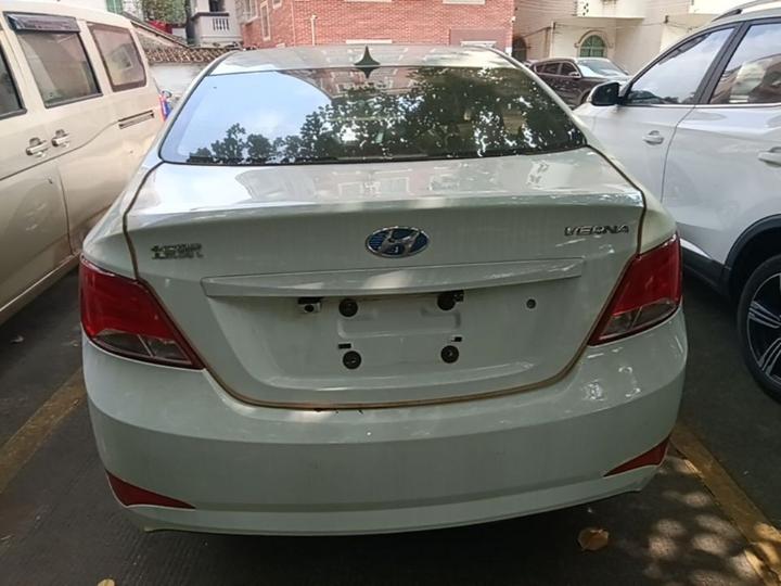 Verna 2016 1.4L MT Smart GLS photo 3