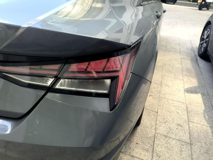 Elantra 2022 1.5L CVT LUX Premium photo 7