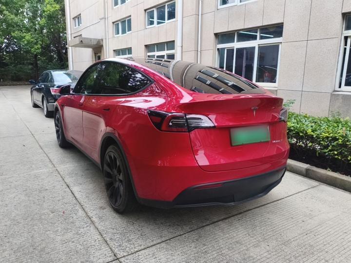 Model Y 2022 Long Range AWD photo 4