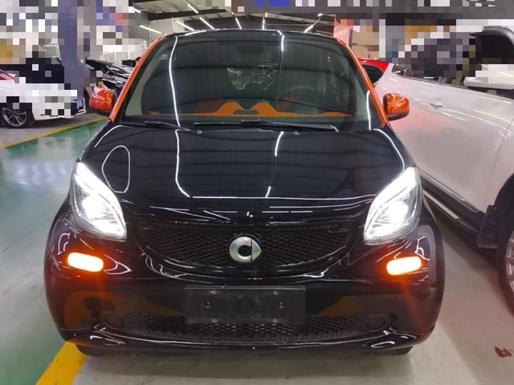 fortwo 2015 1.0L 52 Coupe photo 2