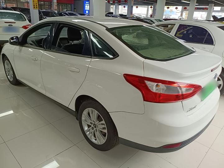 Focus 2012 Sedan 1.6L AT Comfort photo 4