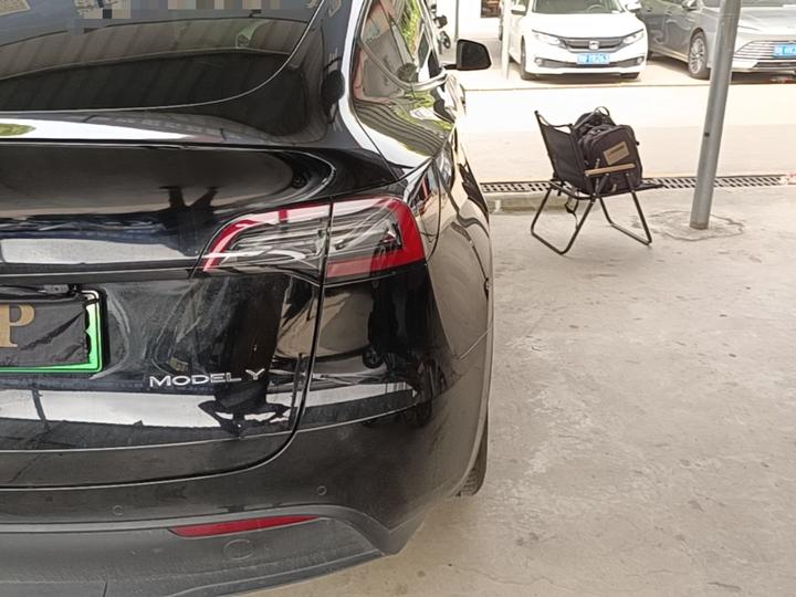 Model Y 2021 Standard Range RWD photo 7