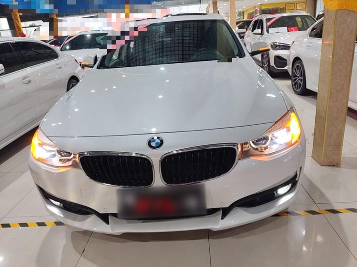 3 SeriesGT 2018 320i Fashion photo 2