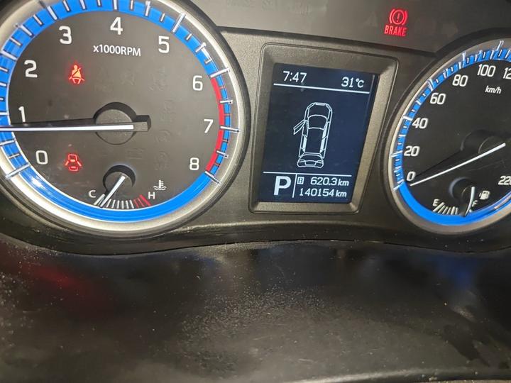 2014 1.6L CVT RWD Elite photo 2
