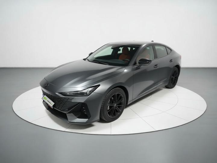 UNI-V 2022 1.5T Premium