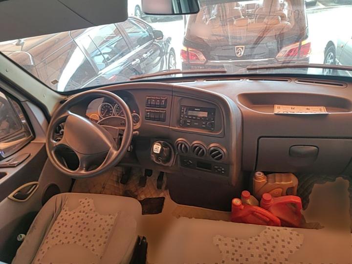IVECO 2012 2.5T-A32 photo 5