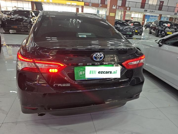 Camry 2021 Hybrid 2.5HGVP Leading photo 3