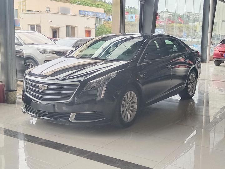 XTS 2018 28T Tech