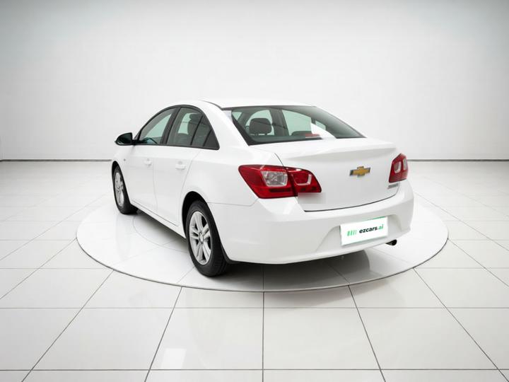 2015 1.5L Classic SE MT photo 4