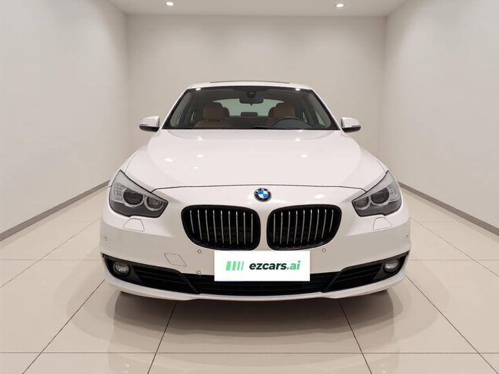 5 SeriesGT 2015 528i Luxury photo 2