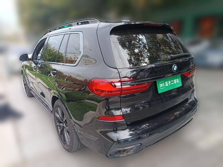 X7 2022 xDrive40i Executive M Sport Package photo 4