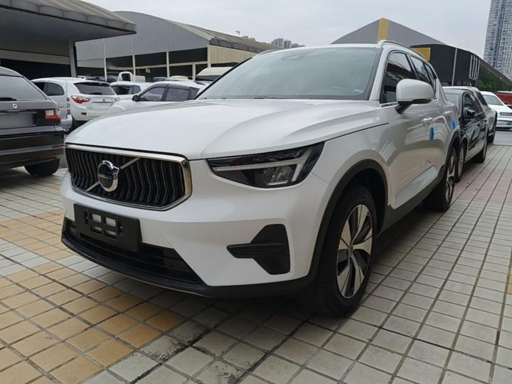 XC40 2024 B3 Luxury