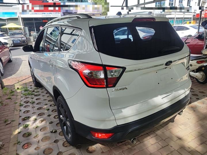Kuga 2019 EcoBoost 180 RWD China VI photo 4