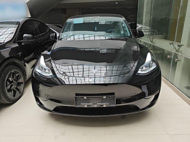 Model Y 2022 Facelift RWD photo 2