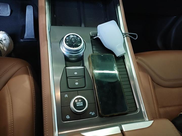 Explorer 2023 EcoBoost 285 AWD plus 6-Seater photo 6