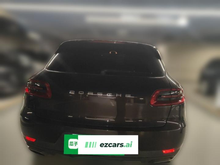 2016 Macan 2.0T photo 5