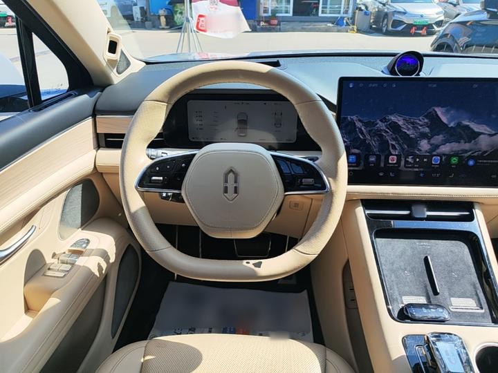 HIMA AITO M5 2024 EREV Max RS AWD High-end ADAS photo 6