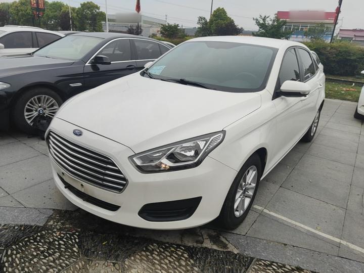 Escort 2019 Facelift 1.5L AT China VI
