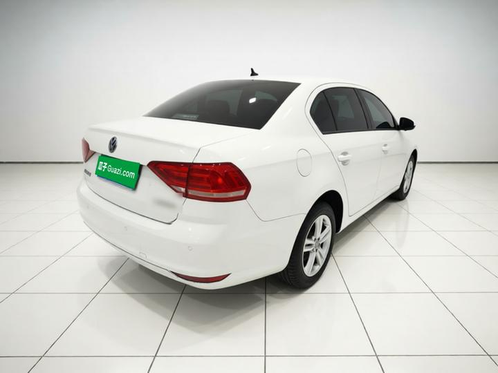 Lavida 2017 1.6L AT photo 6