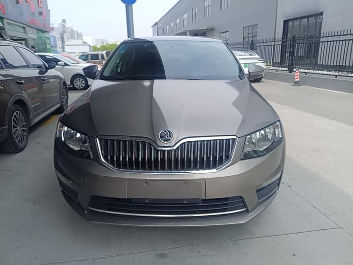 Octavia 2017 1.6L AT photo 2