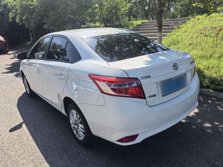 Vios 2014 1.5L AT photo 4