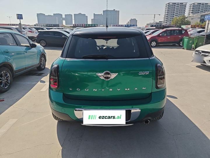 2014 1.6T COOPER ALL4 Fun photo 3