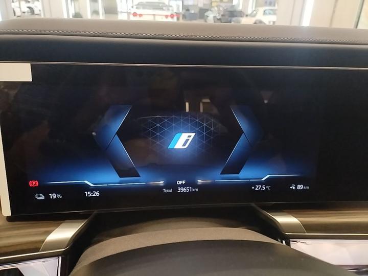 i7 2023 eDrive50L Leading M Sport Package photo 3