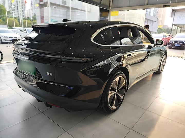 ET5T 2024 75kWh Touring photo 6