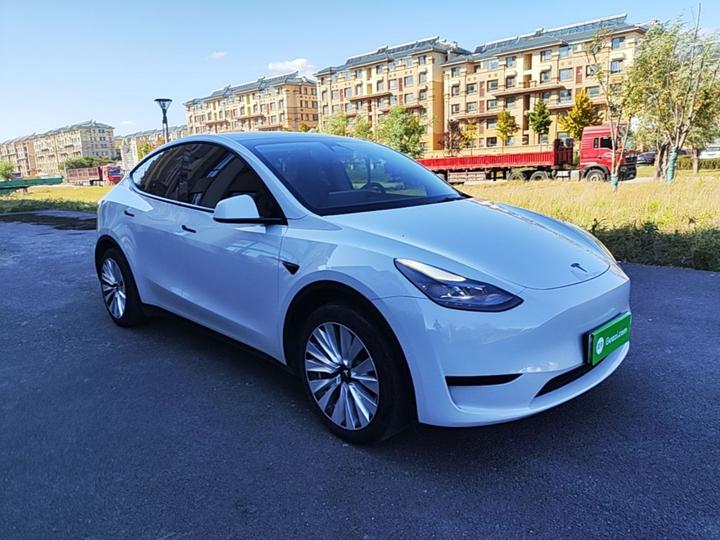 Model Y 2022 Facelift RWD photo 3