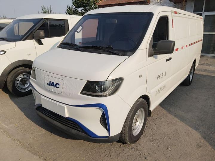 JAC Blue Cat 2023 M2 Plus 41.93kWh Comfort