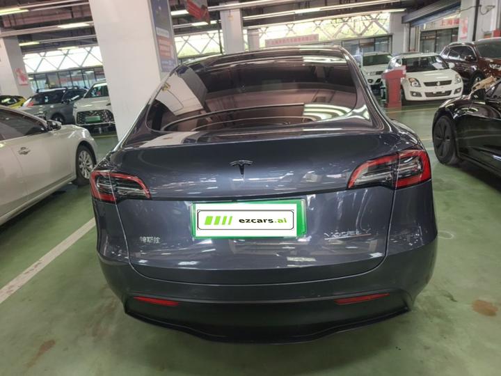 Model Y 2022 Facelift RWD photo 5