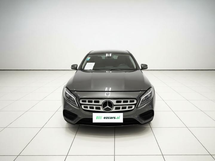 GLA 2017 GLA 200 Dynamic photo 2
