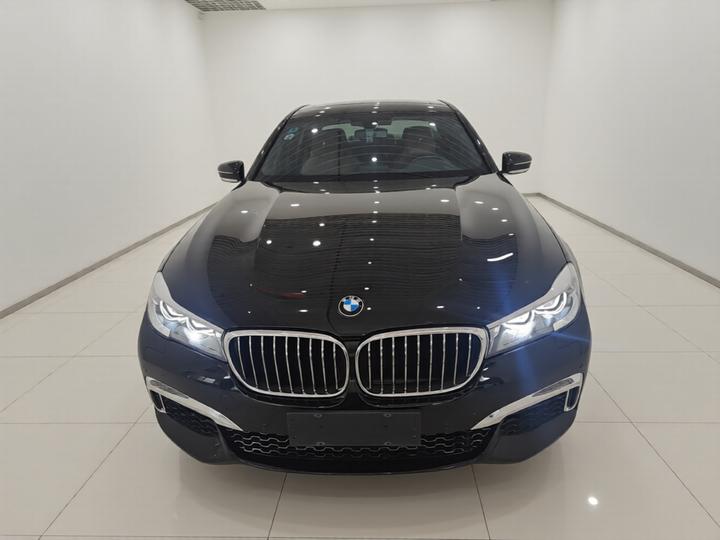 7 Series 2018 730Li Leading M Sport Package photo 2