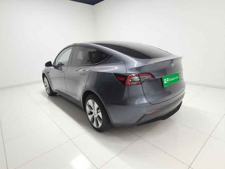 Model Y 2022 Long Range AWD photo 4