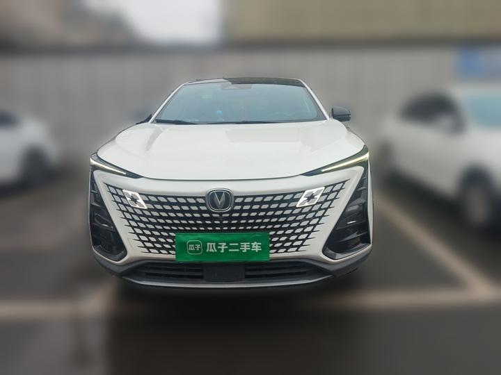 UNI-T 2022 1.5T Premium photo 2