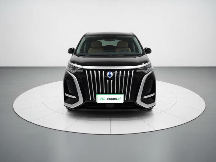 D9 2022 EV 600 AWD Noble photo 2