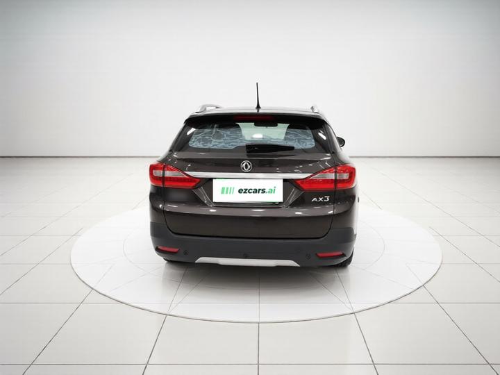 AX3 2016 1.5L MT photo 5