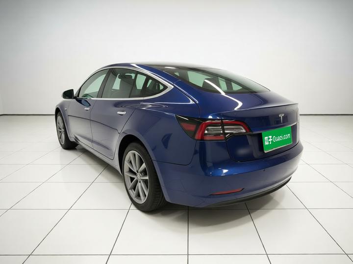 Model 3 2019 Standard Range RWD Upgraded photo 4