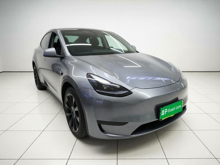 Model Y 2024 Long Range AWD photo 3