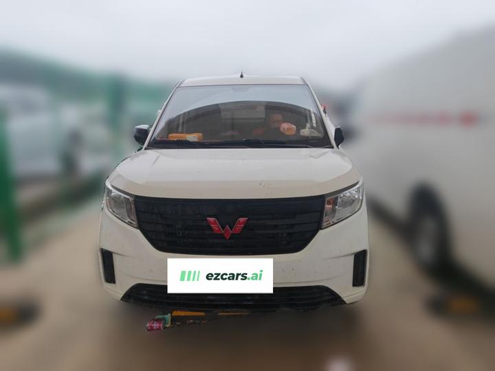 Wuling Hongguang PLUS 2019 1.5T MT Standard 5-Seater photo 2