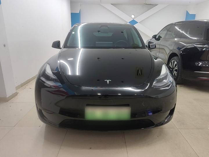 Model Y 2023 RWD photo 2