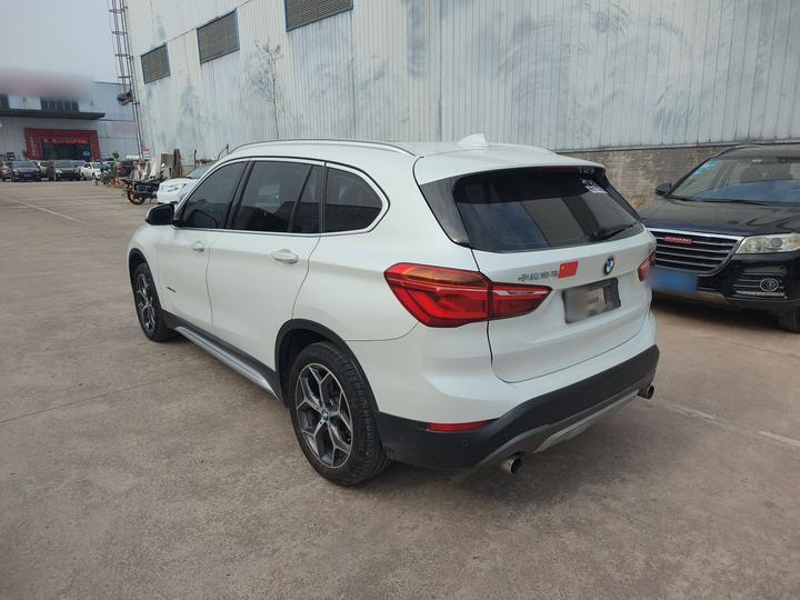 X1 2018 xDrive20Li Exclusive photo 4