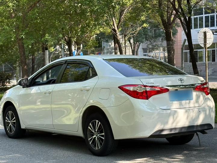 Levin 2014 1.6G MT Elite photo 6