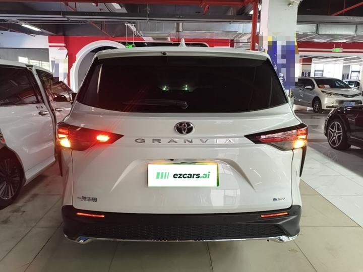 Granvia 2024 2.5L Hybrid Comfort photo 5