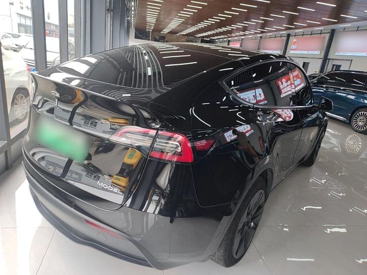 Model Y 2021 Standard Range RWD photo 4