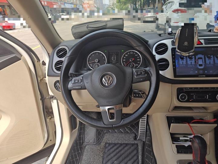 Tiguan 2012 1.8TSI AT AWD photo 3