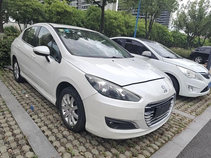 308 2014 Classic 1.6L AT photo 3